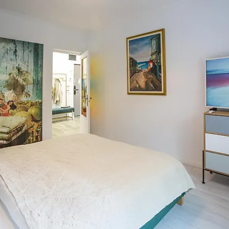 D'art 14 - Delfinarium Art 14 Apartment *